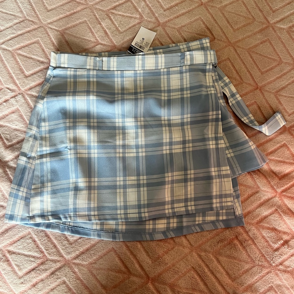 Blue wrap around skirt/skirt/shorts